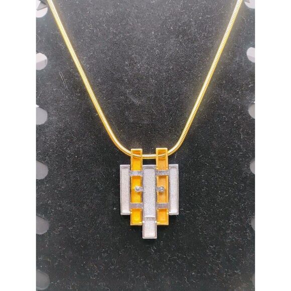 5/$25 Avon Geometric Pendant Necklace The Collection 1976 Gold & Silver Tone A7 - Picture 6 of 7